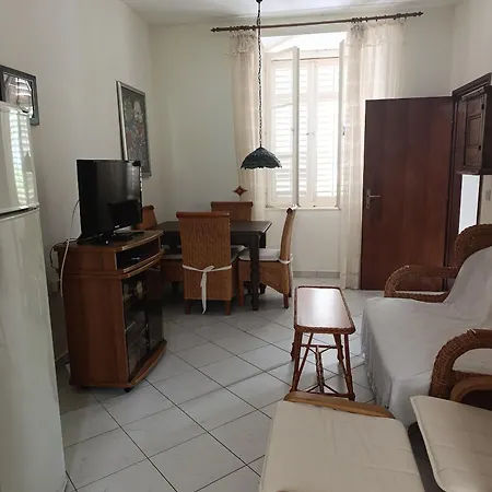 Πανσιόν By The Sea Mali Zaton (Dubrovnik-Neretva)